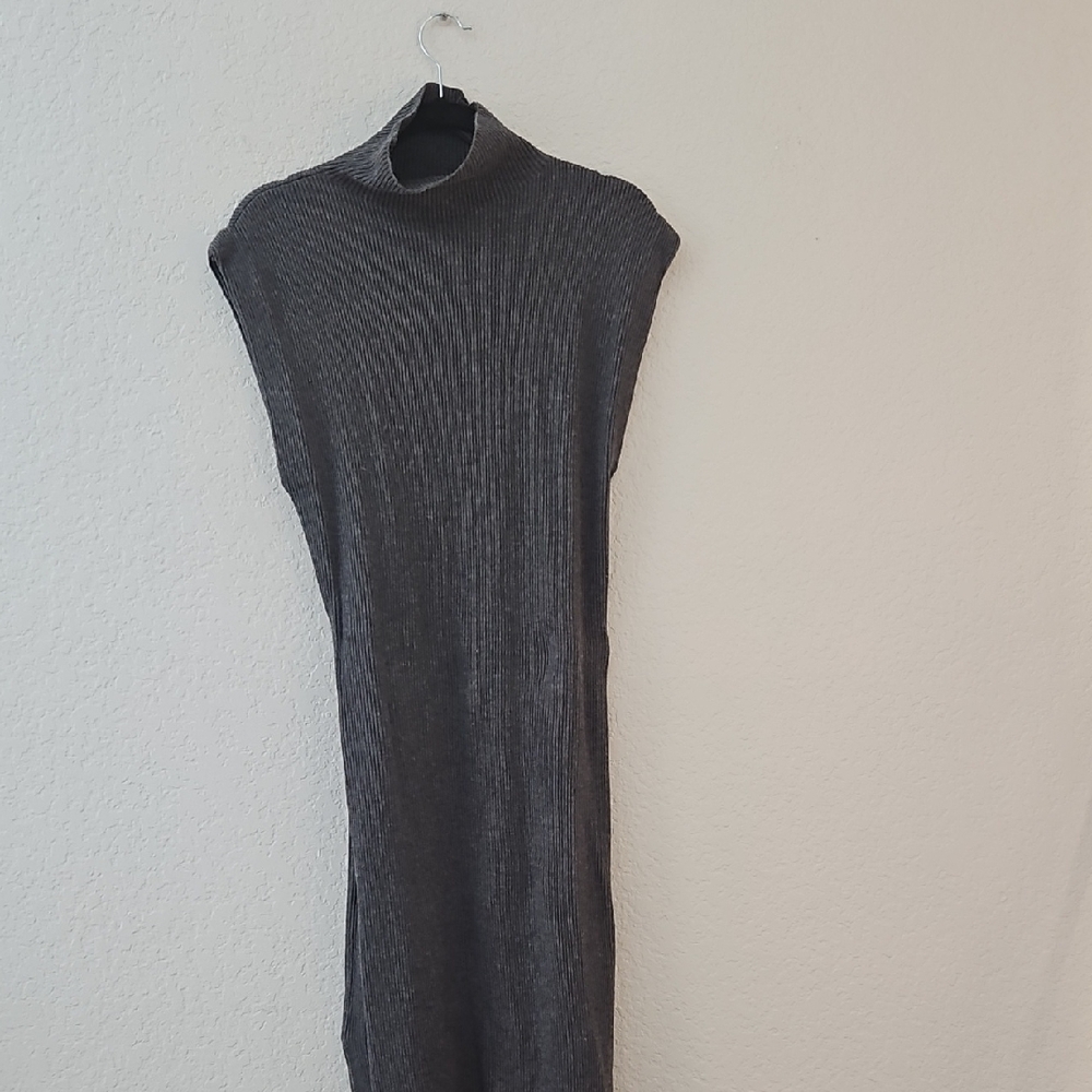 Sleeveless Sweater Maxi Dress